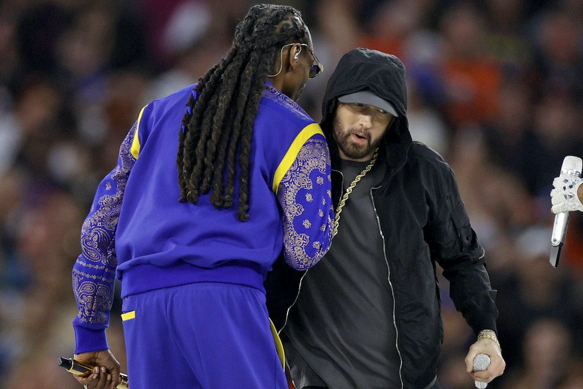 Snoop Dogg ed Eminem, insieme per la loro performance all'Halftime Show del Super Bowl 2022. Credit: Steph Chambers/Getty Images