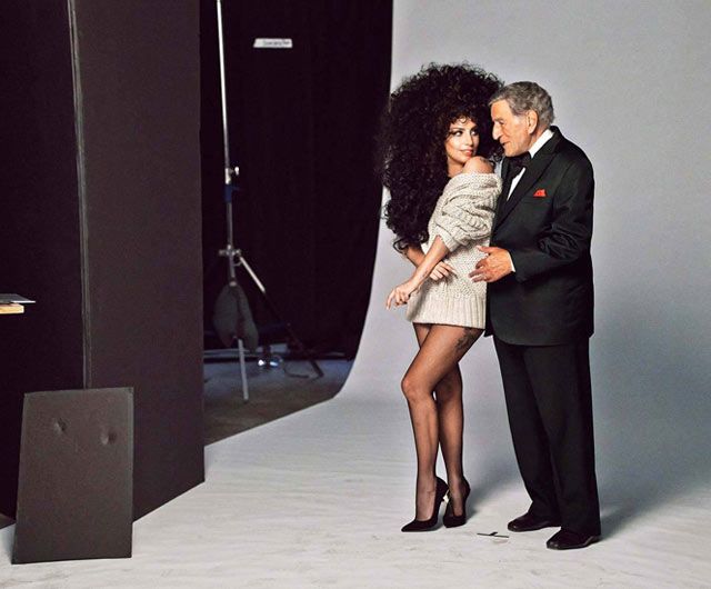 Lady Gaga e Tony Bennett per il Natale di H&#038;M - immagine 4