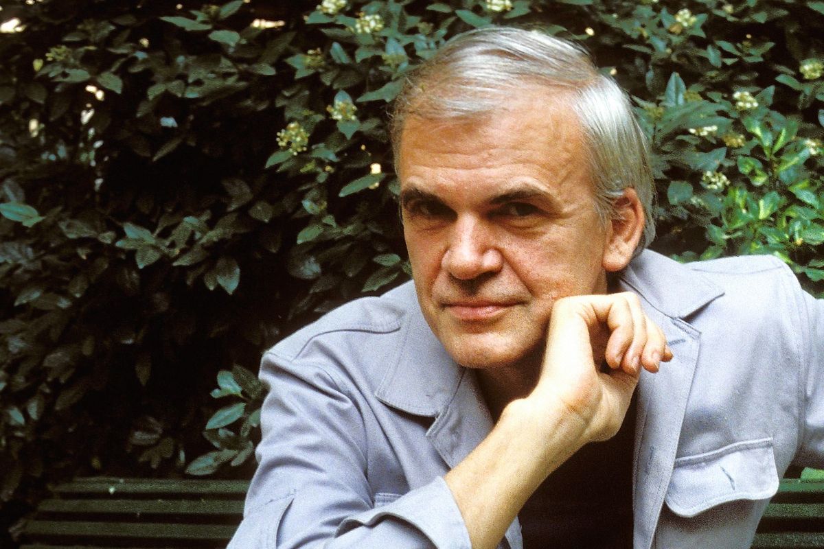Come è morto Milan Kundera: vita, stile, opere dello scrittore