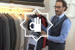 Video: come piegare la giacca uomo