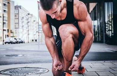 I migliori esercizi per tonificare e potenziare i muscoli delle gambe