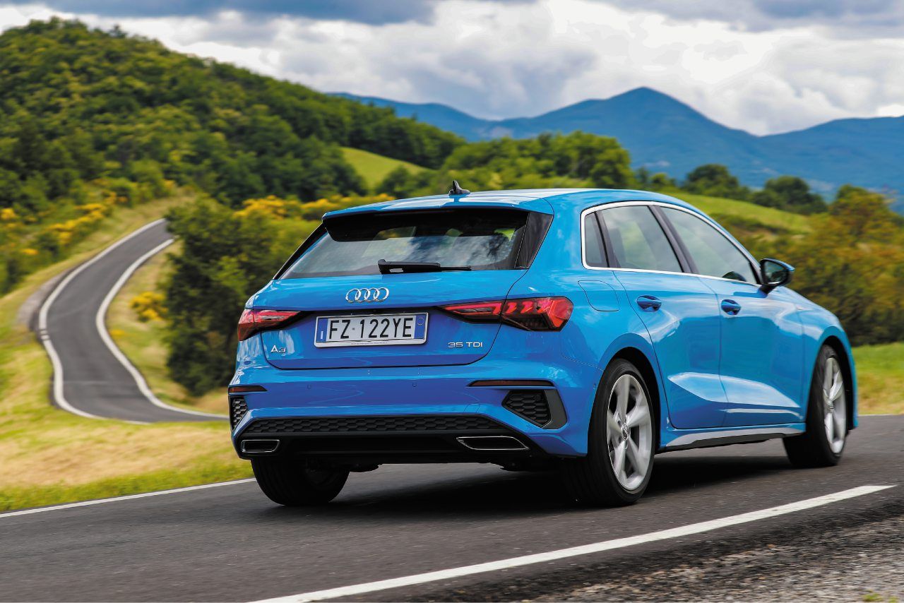 Audi A3 Sportback, prova su strada della versione 2020- immagine 3