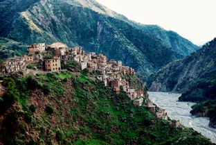 Borghi abbandonati d’Italia