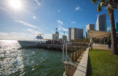 Il lusso in mezzo al mare al Miami Boat Show