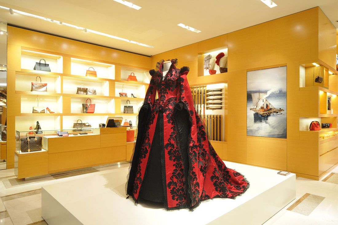 La mostra &#8220;A Tale of Costumes&#8221; all&#8217;Espace Louis Vuitton - immagine 4