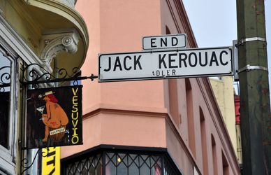 Jack Kerouac, i 100 anni dell’eroe della Beat Generation