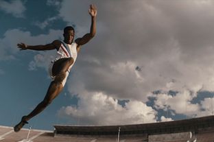 Intervista a Stephan James, l’eroe di Selma che corre più veloce di Jesse Owens