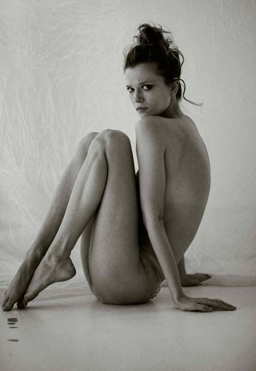 I corpi nudi nelle foto di 3 giovani fotografi - immagine 6