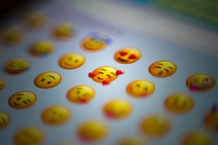 World Emoji Day 2021: ecco le faccine più usate e quelle che presto useremo
