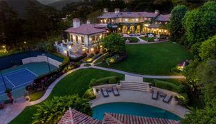 Sugar Ray Leonard vende la sua mega villa a Los Angeles