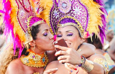 Buon Carnevale 2023! Frasi, canzoni, immagini da inviare su WhatsApp, Instagram e Messanger