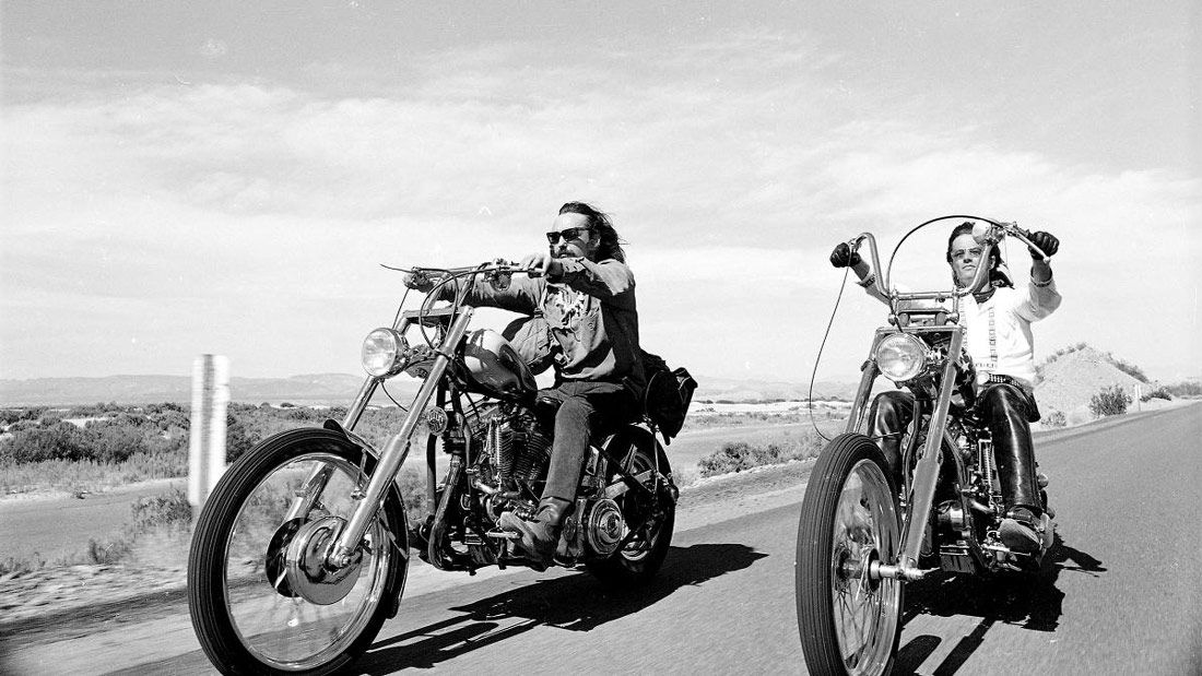 Easy Rider compie 50 anni: mezzo secolo di motociclette e cultura hippy -  Style