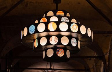 Murano illumina il Mondo: i 12 lampadari in Piazza San Marco a Venezia