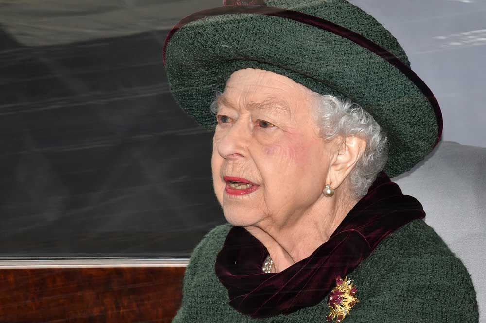 La Regina alla commemorazione di Filippo con il Principe Andrea: lei l&#8217;ha perdonato e a Londra è polemica - immagine 7