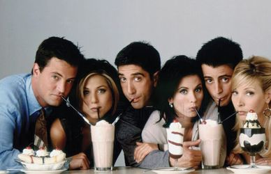 Friends: the Reunion. Gli attori del cast ieri e oggi