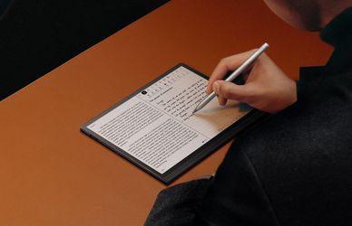 Abbiamo provato il nuovo Huawei MatePad Paper: il tablet per leggere e scrivere come sulla carta
