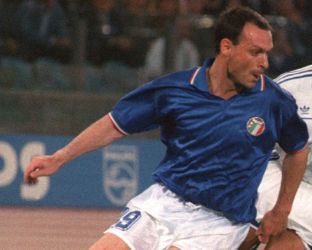 Addio al bomber delle Notti Magiche di Italia 90: Totò Schillaci aveva 59 anni