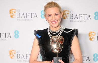 L’eleganza trionfa ai BAFTA