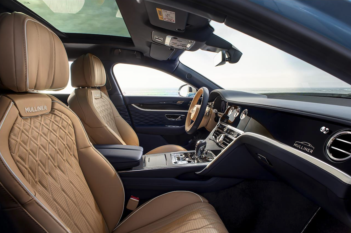 Bentley Flying Spur Mulliner V8: interni, prezzo e prestazioni- immagine 3