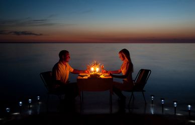 Fughe estive di coppia: stupisci il partner con un’esperienza romantica