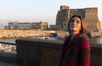 Mina Settembre, stasera su Rai 1 torna Serena Rossi: le meraviglie di Napoli e dell’amore