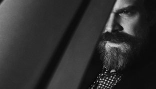 David Harbour: the sheriff from Stranger Things is the star of the April issue of Style