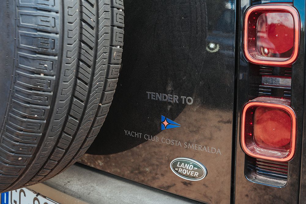 Jaguar Land Rover, star in Sardegna tra sostenibilità e vela- immagine 3