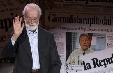 Eugenio Scalfari: la vita del direttore manager-filosofo in 15 foto, prima e dopo la fondazione di Repubblica