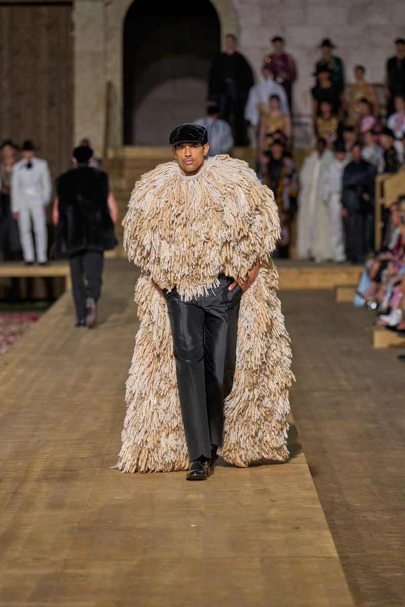 La sfilata Dolce Gabbana Alta Sartoria il vestito spettacolare Style