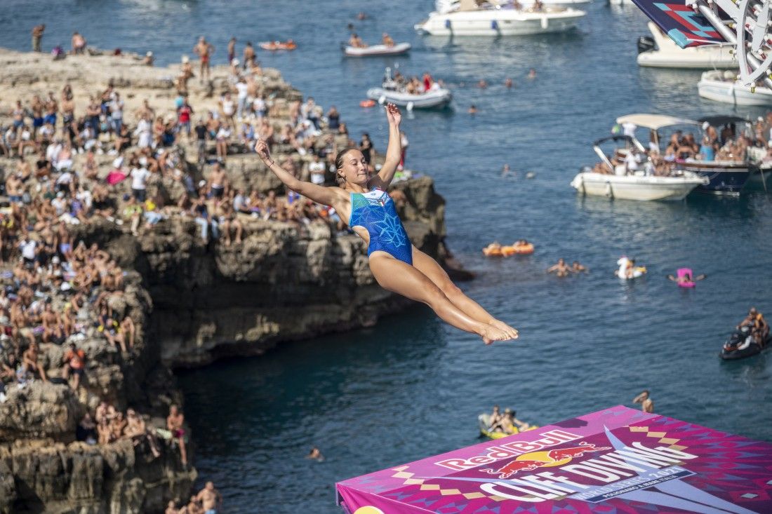 Red Bull Cliff Diving World Series a Polignano a Mare: le foto più spettacolari - immagine 3