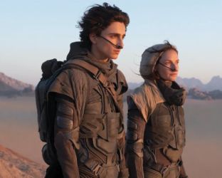 Benvenuti su Arrakis! Tutto su ‘Dune’, il primo film con Zendaya e Timothée Chalamet stasera in tv