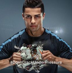 TAG Heuer dedica a Cristiano Ronaldo il cronografo Formula 1