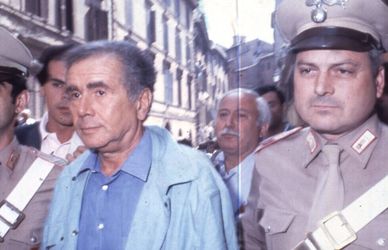 Enzo Tortora, 40 anni fa l’incredibile arresto del conduttore di Portobello