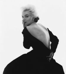 Le icone di fascino femminile e le celebrities negli scatti di Bert Stern