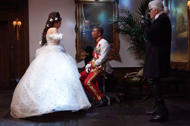 Pharrell Williams e Cara Delevingne per Chanel, in Reincarnation- immagine 1