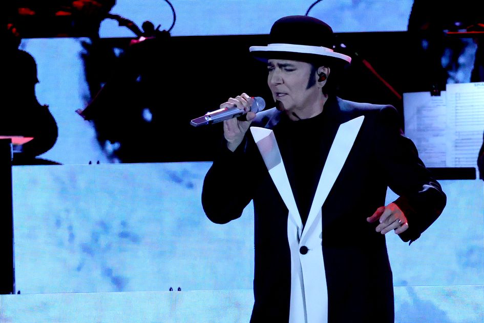 renato-zero-070-ospiti-prima-serata-concerto-canale-5-syle-style