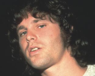 Jim Morrison oggi compirebbe 80 anni: sarebbe ancora il poeta del rock?