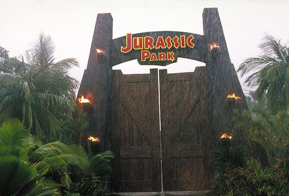 Jurassic park. Lo straordinario viaggio tra i giganti del passato - Steven  Spielberg - Libro - Mondadori - Fiabe d'oggi