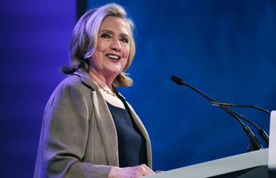 Hillary Clinton compie 75 anni: le frasi indimenticabili di una lunga carriera