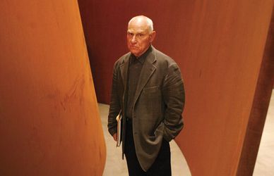 Addio a Richard Serra, artista dell’acciaio e della della nostra contemporaneità