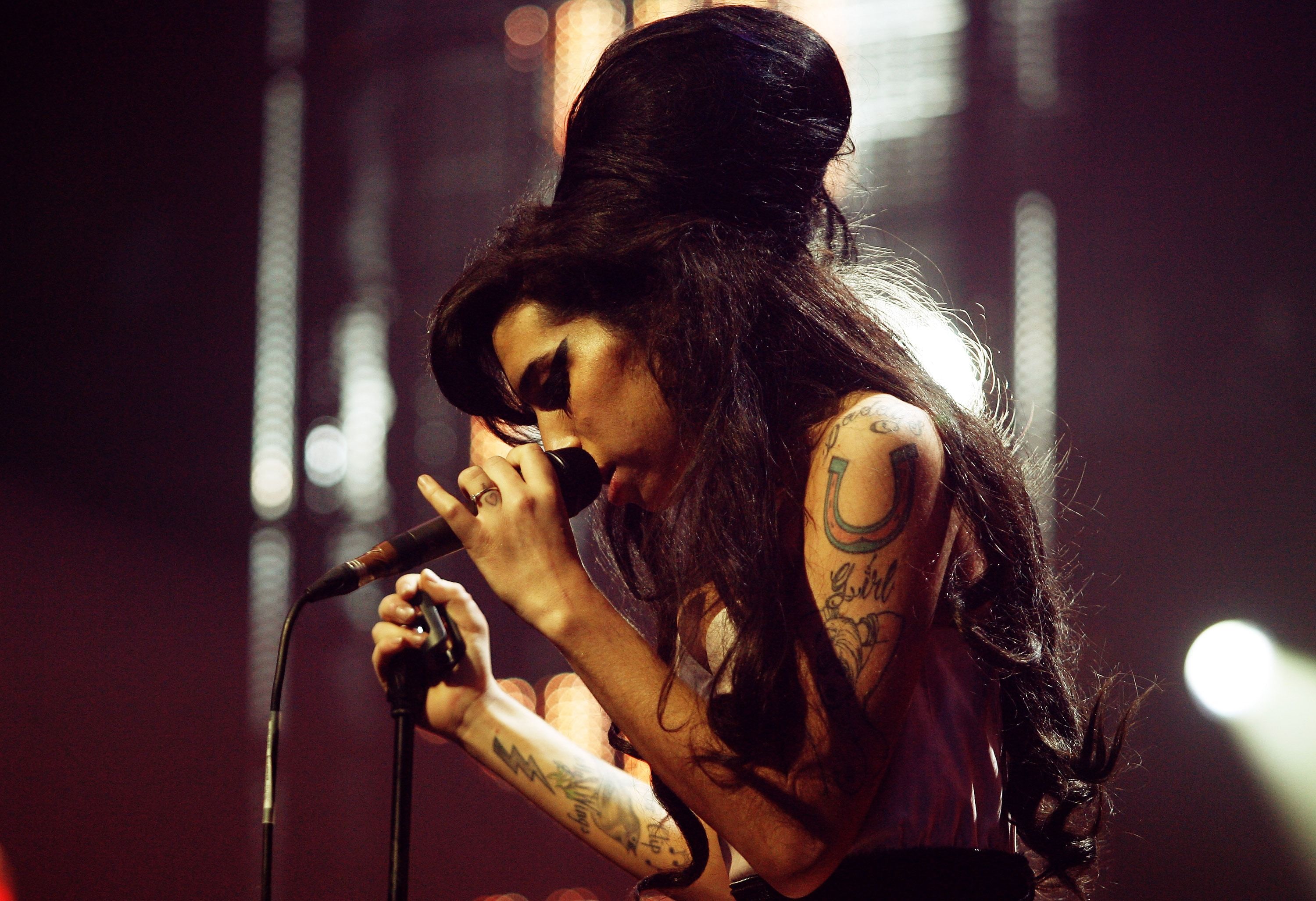 Amy Winehouse, 10 anni fa moriva nel mistero- immagine 2