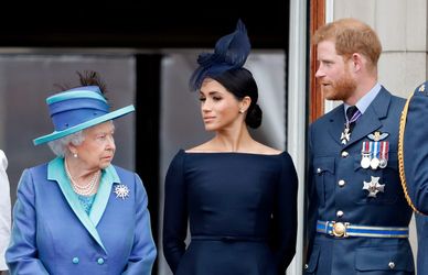 Meghan Markle e Harry: Elisabetta ha “bandito” Sussex Royal