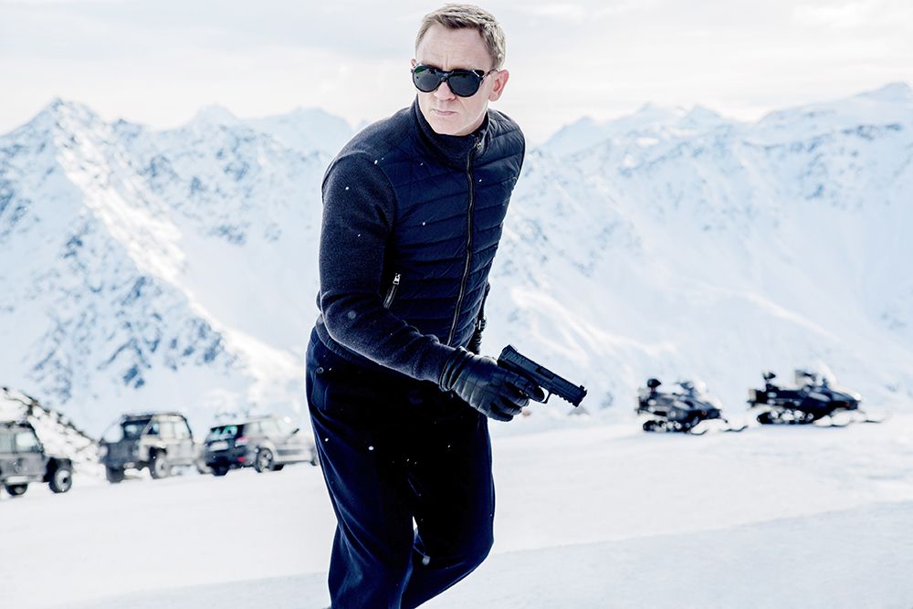 moda uomo 2021 moda uomo inverno moda uomo tendenze Daniel Craig James Bond come vestirsi in montagna moda uomo