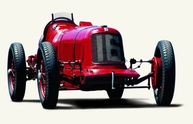 100 anni di Maserati: una storia di successi e modelli indimenticabili