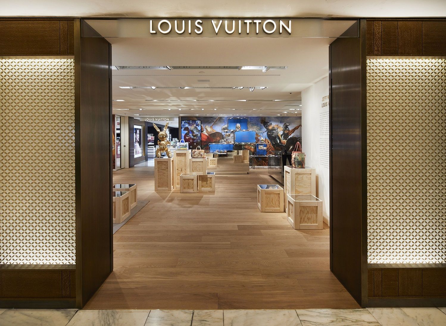 Louis Vuitton inaugura il primo permanent pop-up store a Milano- immagine 3