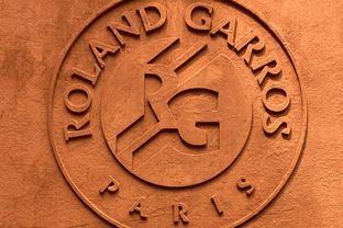 Al Roland Garros 2022 con Lacoste, tra stile e sensorialità