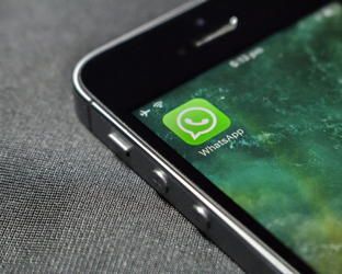 WhatsApp: tutte le istruzioni per programmare l’invio dei messaggi