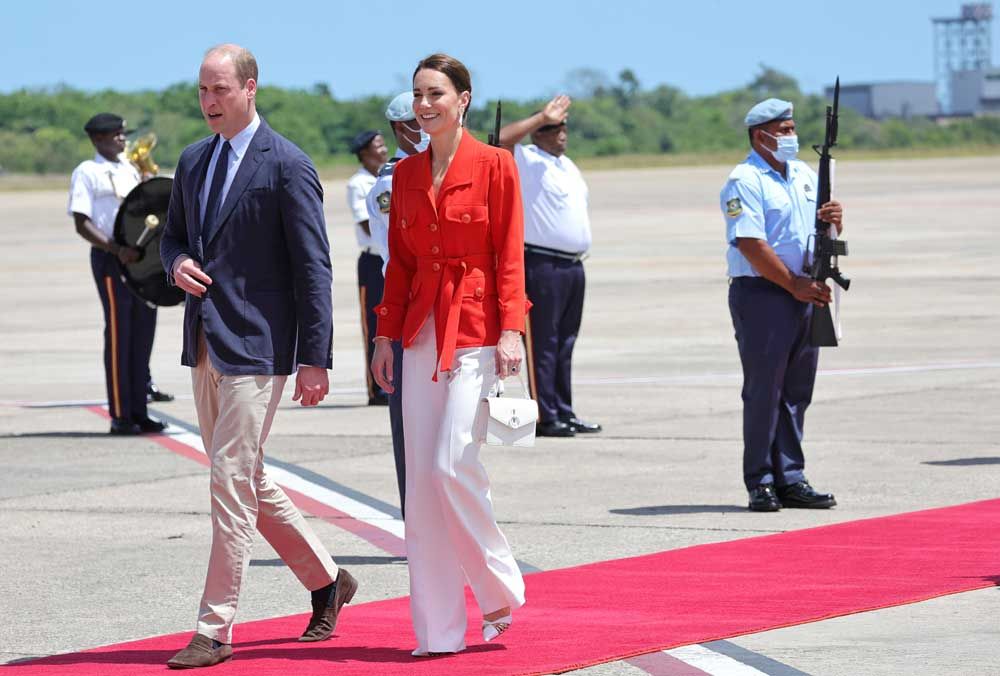 Principe William e Kate Middleton, l&#8217;ultima cena alle Bahamas: il Royal Tour ai Caraibi è finito - immagine 35
