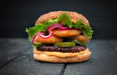 International Burger Day 2021: il fast food è sempre più slow