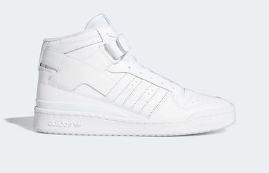 Sneakers uomo 2021: 15 nuovi modelli bianchissimi firmati adidas